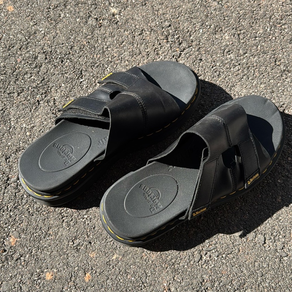 Dr Marten Daxton Sandal Size 11, good condition